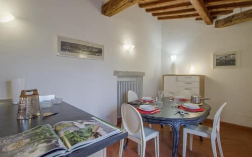 Lovely 2-bedroom apartment in Duomo - Gallery - 1