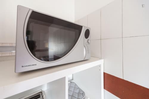 Colourful double bedroom in proximity of Università degli Studi di Firenze - Gallery - 1