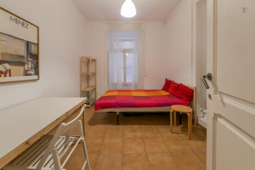 Very nice single bedroom in well-connected Marques de Pombal - Gallery - 1