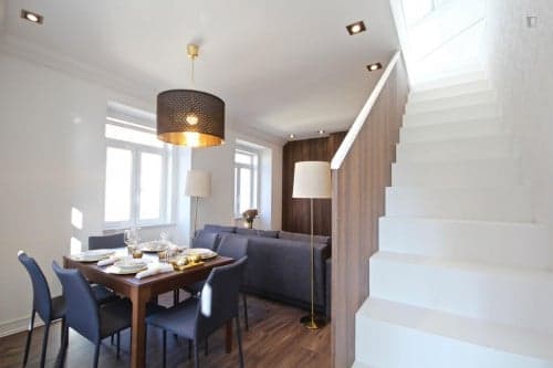 Gorgeous apartment in Santa Apolónia - Gallery - 1