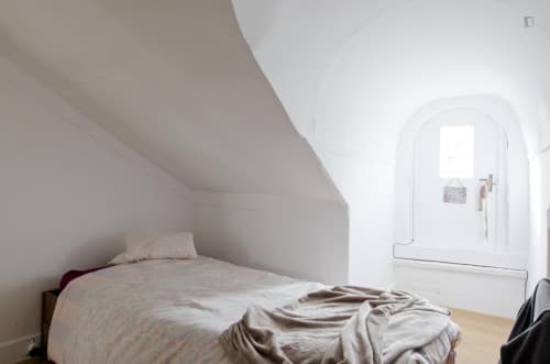 Friendly single bedroom close to Instituto Superior Técnico - Gallery - 1