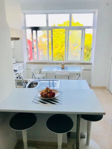 TWIN bedroom in a very well located apartment . - Gallery - 1