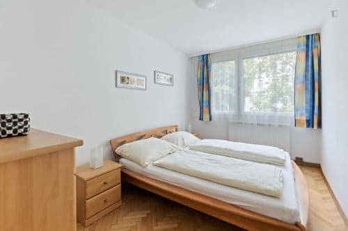 Beautiful 1-bedroom apartment near Nestroyplatz metro station - Gallery - 1