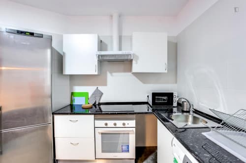 Neat single bedroom quite close to Urquinaona metro station - Gallery - 1