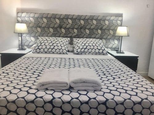 Cool studio close to the San Bernardo metro station - Gallery - 1