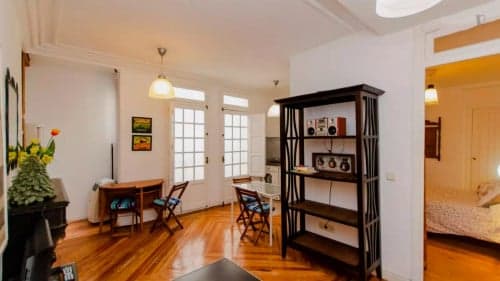 Well-decorated 1-bedroom apartment in a historic block of Trafalgar - Gallery - 1