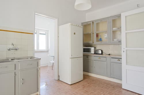Very nice twin bedroom in Alvalade - Gallery - 1