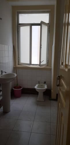 Well- connected double bedroom in Alameda - Gallery - 1