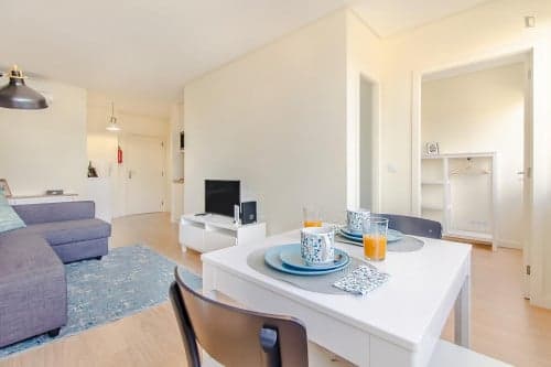 Trindade Modern Flat - Gallery - 1