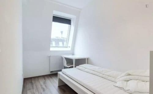 Welcoming single bedroom in Kreuzberg - Gallery - 1