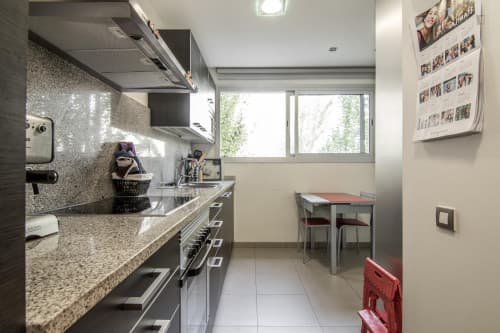 Modern double bedroom near UPC - Campus Diagonal Besòs - Gallery - 1