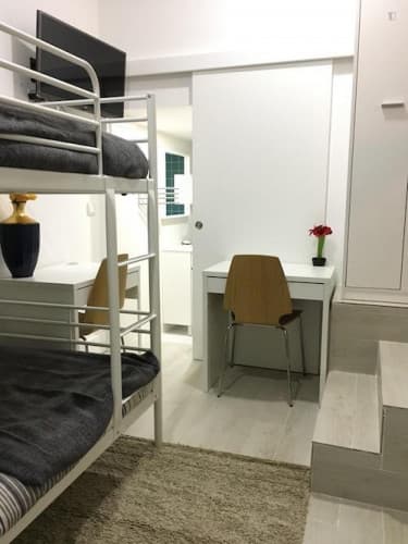 Cool studio next to Universidade de Coimbra - Gallery - 1