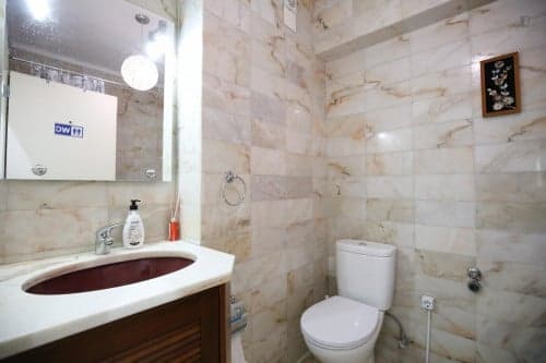 Enjoyable double bedroom, in a 6-bedroom apartment, in Olaias - Gallery - 1