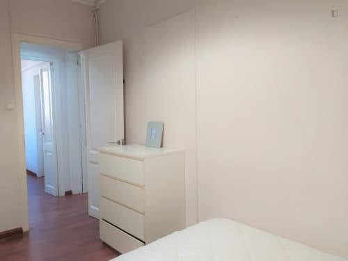 EIXAMPLE FURNISHED 4 BEDROOMS FLAT - Gallery - 1