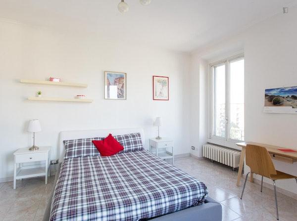 Cozy 1-bedroom flat near Bocconi University  - Gallery -  3