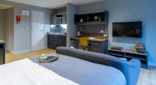  Prestige Studio  -  Crown House  - Gallery -  9
