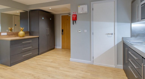  Prestige Studio  -  Crown House  - Gallery -  8