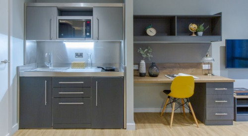  Prestige Studio  -  Crown House  - Gallery -  4