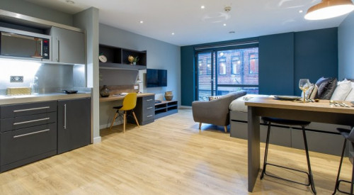  Prestige Studio  -  Crown House  - Gallery -  7