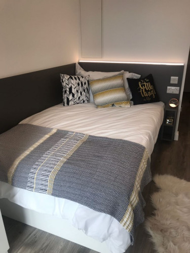  Bronze Studio Upper Level  -  Londonist Chapter White City - Flexible Tenancies  - Gallery -  1