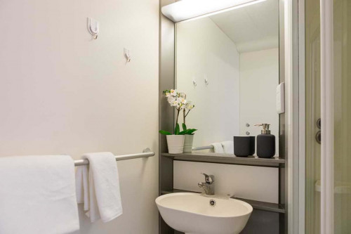  Bronze Studio Mid Level  -  Londonist Chapter Islington - Flexible Tenancies  - Gallery -  2