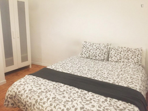  Double Bedroom In 11-Bedroom Apartment In Beautiful Opera  -  Double bedroom in 11-bedroom apartment in beautiful Opera  - Gallery -  1