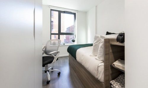  En-Suite Silver  -  Hollis Croft Roost  - Gallery -  3