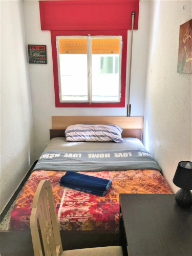 Private Room In Central - 2
