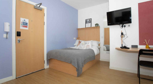  Studio  -  200 Cowgate  - Gallery -  3