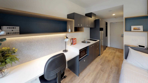  Studio With Terrace  -  UniLodge Royal Melbourne  - Gallery -  7