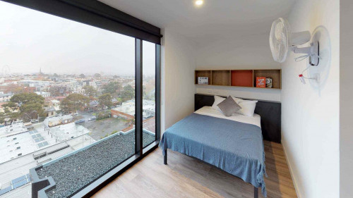  Studio Adaptable  -  UniLodge Royal Melbourne  - Gallery -  1