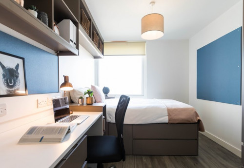  Silver Ensuite  -  Arbury Court Kingston  - Gallery -  1