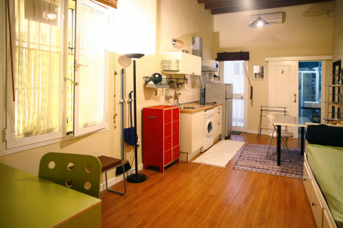  Sublime Studio Apartment Near Alameda De Hercules  -  Sublime studio apartment near Alameda de Hercules  - Gallery -  1