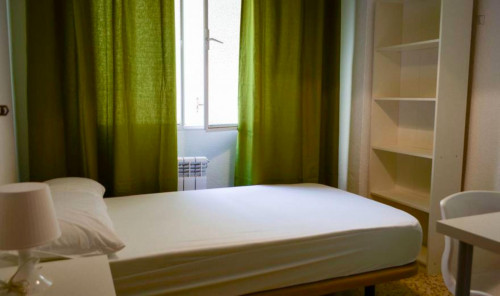 Enjoyable Single Bedroom Near The Centre Of Granada - 3