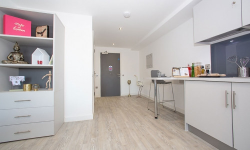  Gold Plus Studio  -  Northgate Studios  - Gallery -  6