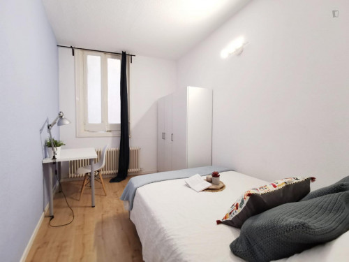 Tasteful double bedroom in well-connected Cortes - Gallery - 20