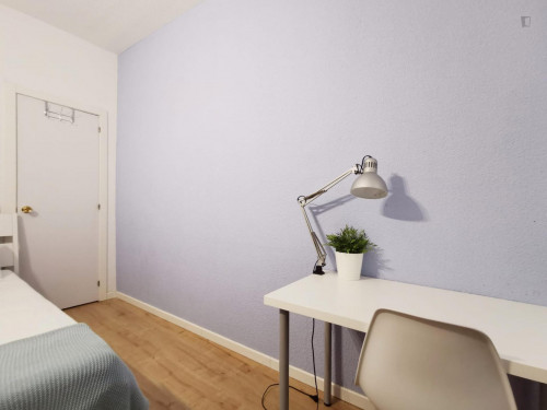 Tasteful double bedroom in well-connected Cortes - Gallery - 21