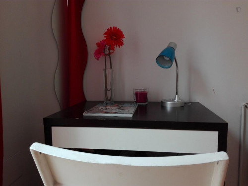 Cosy Single Bedroom Near La Matina Metro Station - 2