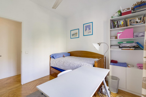 Double Bedroom, With Balcony, In 4-Bedroom House - 1