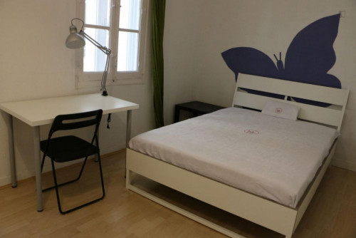 Very Cool Double Bedroom Near The Facultad De Comercio Y Turismo - 2