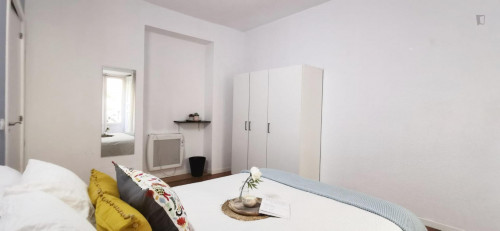 Comfortable double bedroom near Antón Martin metro station - Gallery - 38