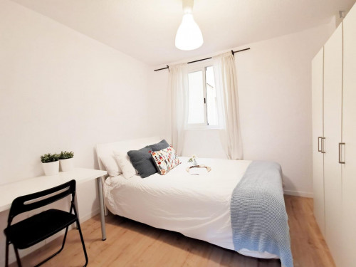 Comfortable double bedroom near Antón Martin metro station - Gallery - 12