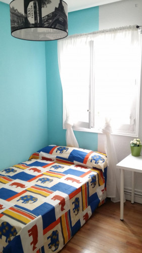 Single Bedroom In A 8-Bedroom Flat, In Trafalgar - 1