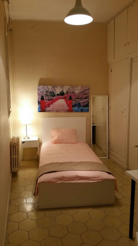  Single Bedroom In 8-Bedroom Apartment  -  Single bedroom in 8-bedroom apartment  - Gallery -  2