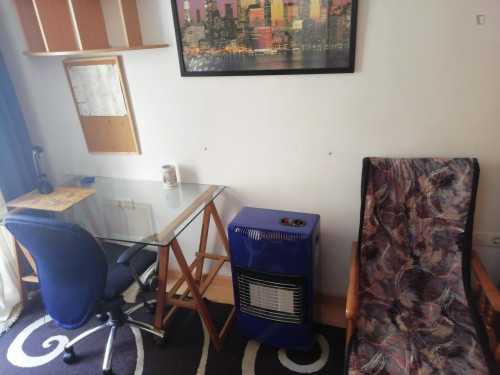  Comfy Single Bedroom Near The Plaza De Gironés  -  Comfy single bedroom near the Plaza de Gironés  - Gallery -  2