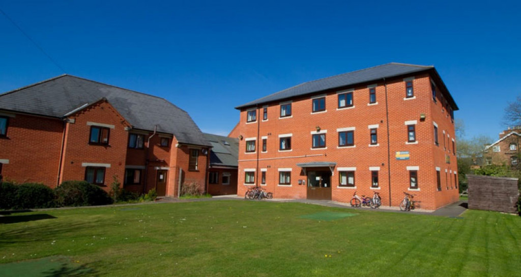 Kingfisher Halls, Loughborough Student