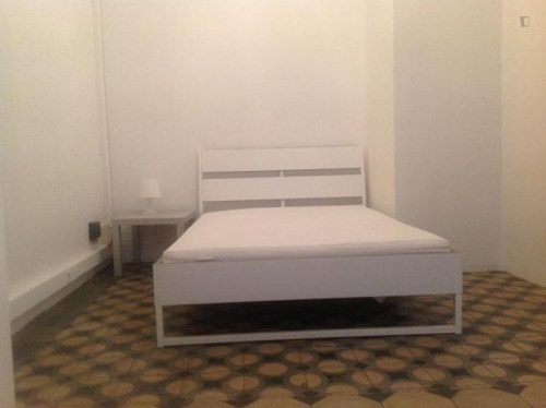 Double Bedroom In 8-Bedroom Apartment  -  Double bedroom in 8-bedroom apartment  - Gallery -  1