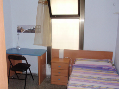  Bedroom For Students Max 30 Years Old,in A Large 5-Bedroom Flat In L'Eixample  -  Double bedroom in a large 5-bedroom flat in L'Eixample  - Gallery -  2
