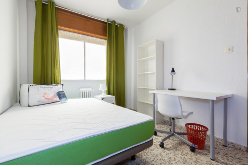 Sunny Single Bedroom In A Flat, Close To Universidad De Granada - Campus Fuentenueva - 2