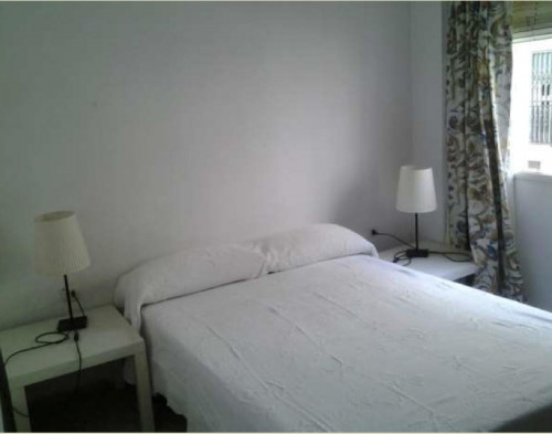  Bright Double Bedroom Near Facultad Bellas Artes, Sevilla  -  Bright double bedroom near Facultad Bellas Artes, Sevilla  - Gallery -  1
